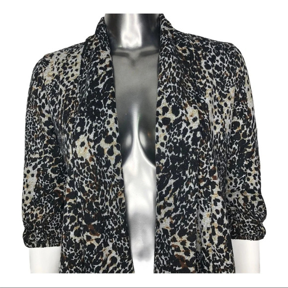 🛍️3/$40 Brody Myles Lightweight Animal Print Knit Cardigan Size Small - Picture 2 of 6